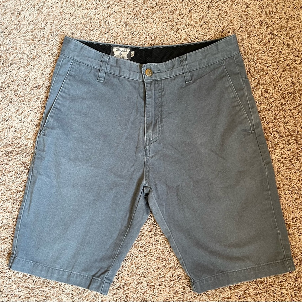 Volcom Men Blue Shorts Chino Mid-Rise Flat Front Summer